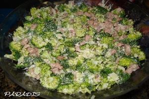 Salata de broccoli. Reteta salata de broccoli